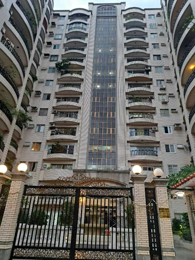 天母鬱金香大廈