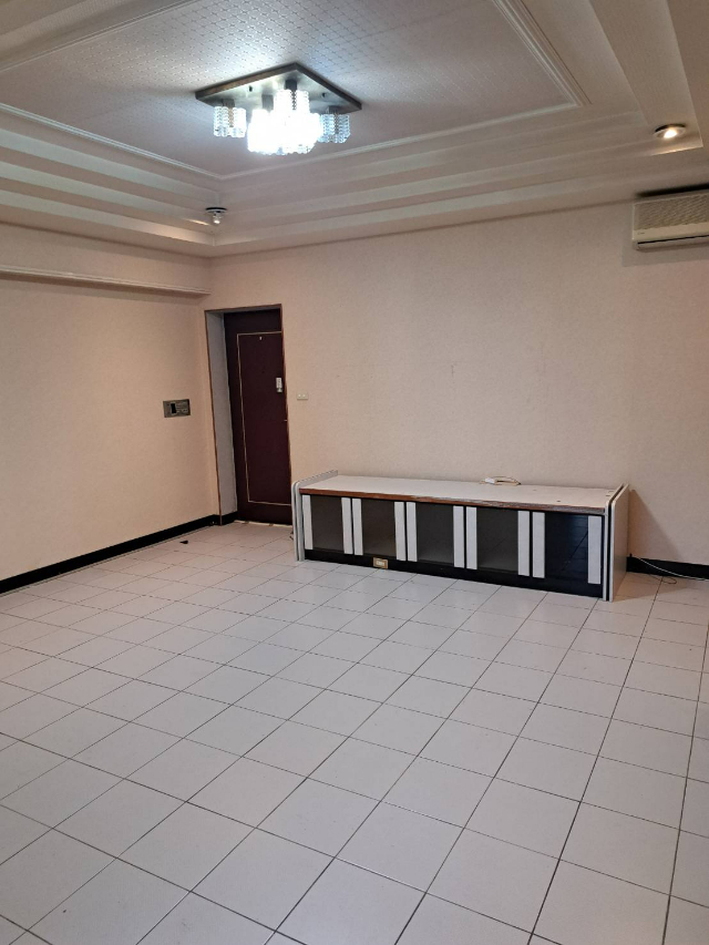 天母鬱金香大廈