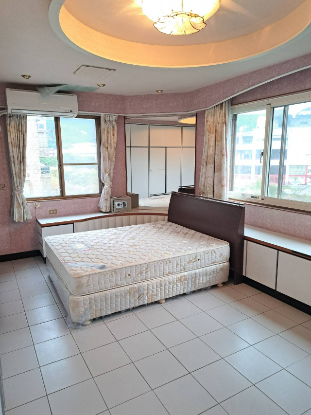 天母鬱金香大廈