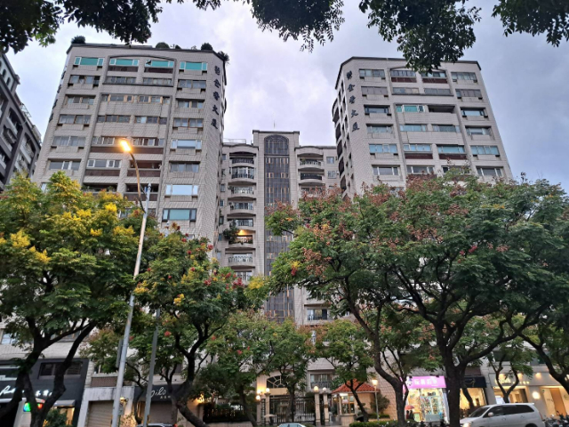 天母鬱金香大廈