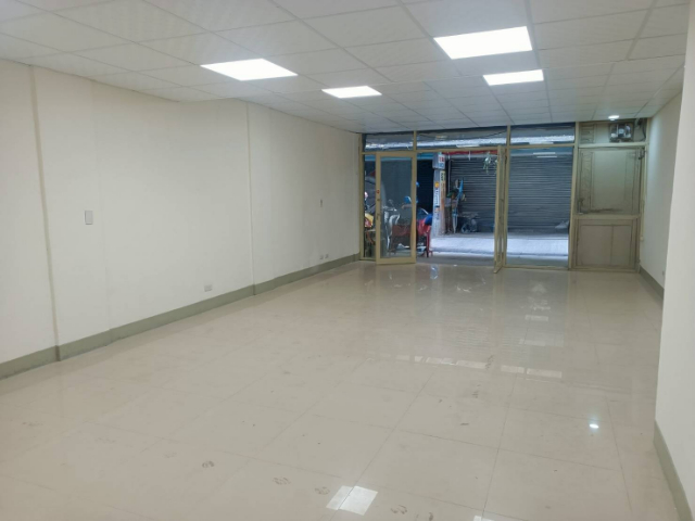 三和夜市1樓金店