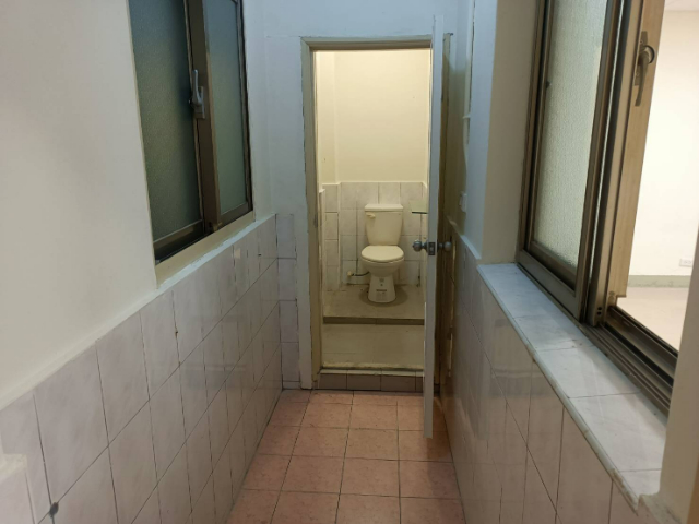 三和夜市1樓金店