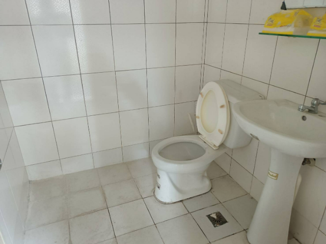 三和夜市1樓金店