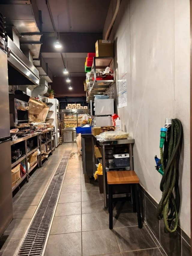 集賢商圈金店面1+2