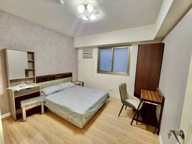 集賢商圈金店面1+2